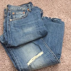 Levi’s 501 crop distressed denim W27 L32